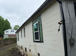 704 Topeka Ave, Westover, WV 26501