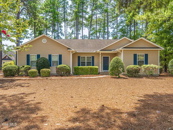 2 Ice Court, Pinehurst, NC 28374