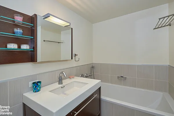 Rented by Brown Harris Stevens | media 8