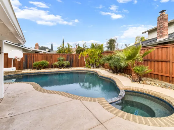 5200 Vista Del Oro Way, Fair Oaks, CA 95628