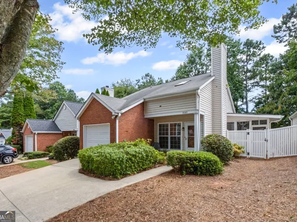 1085 Britley Park Ln, Woodstock, GA 30189