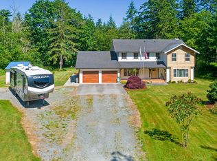 303 Dove Dr, Camano Island, WA 98282
