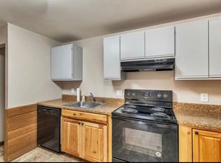 37 Alice Dr APT 121, Concord, NH 03303