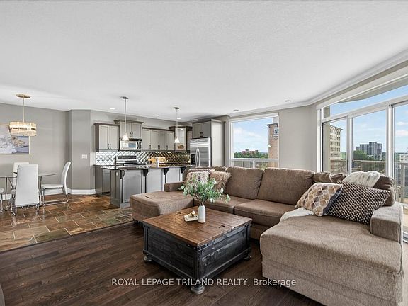 4th image of 250 Pall Mall St #908