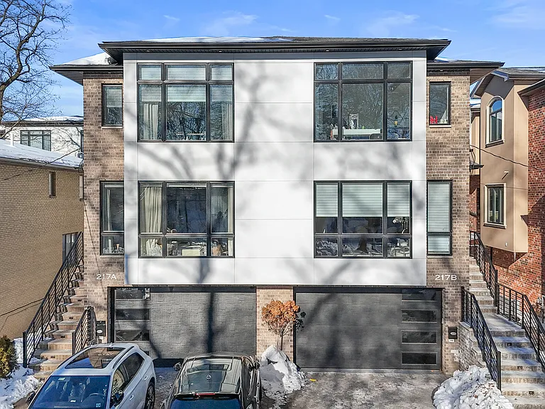 217 5th St #B — Photo 1