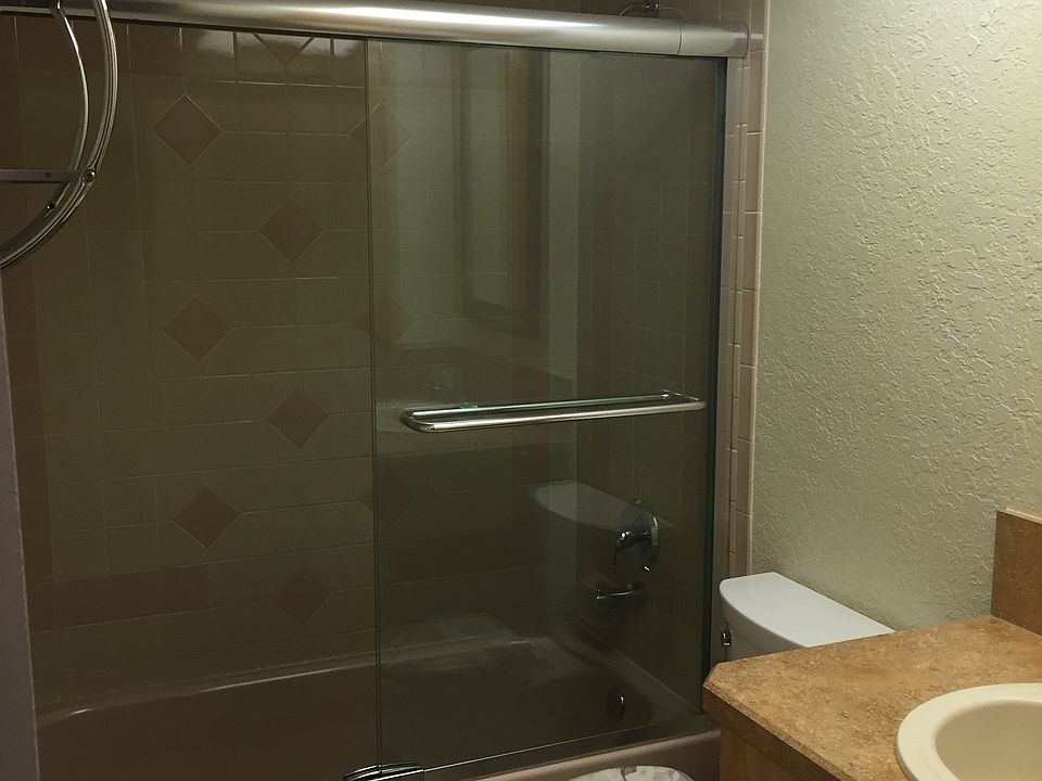 2nd image of 3007 Moonlight Ln