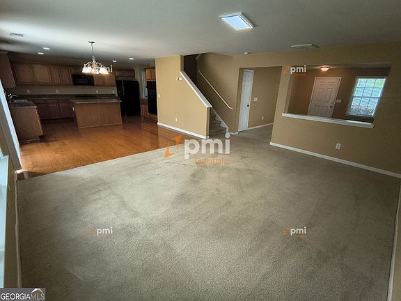 4th image of 350 Fairmont Way