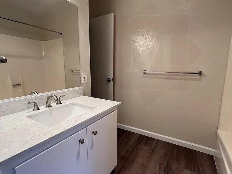 309 W Canon Perdido St #F — Photo 7