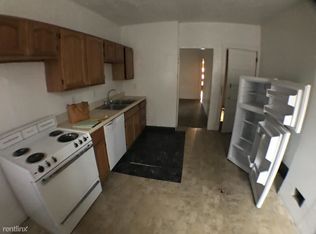 905 1/2 Greenfield Ave, Pittsburgh, PA