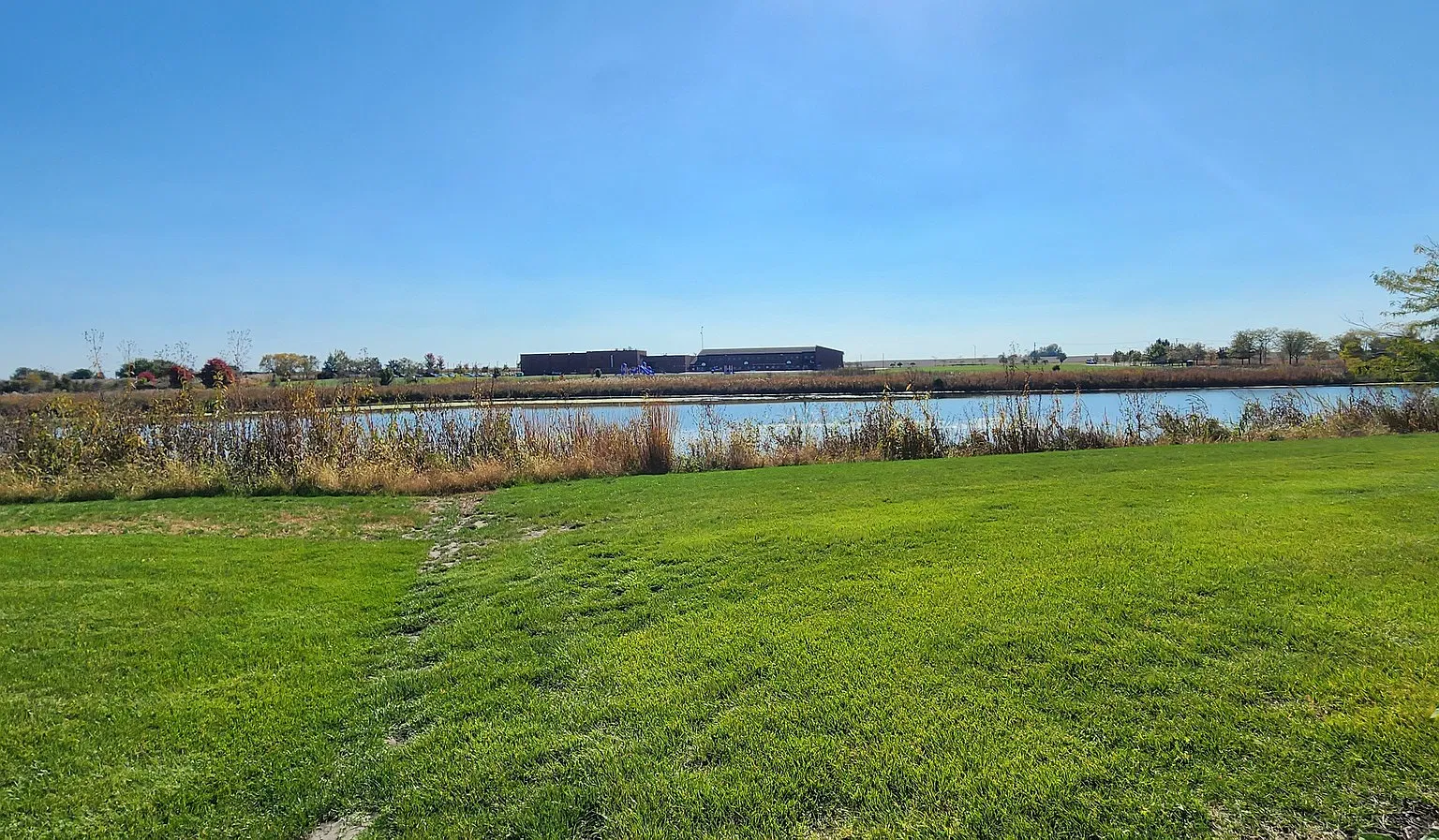3 bed, 2.5 bath, 1760 sqft, $2,700 — Photo 4