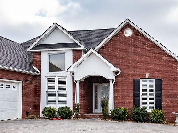 3rd image of 4035 Scarlett Dr