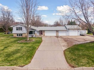 12700 Stoneridge Rd, Dayton, MN 55327