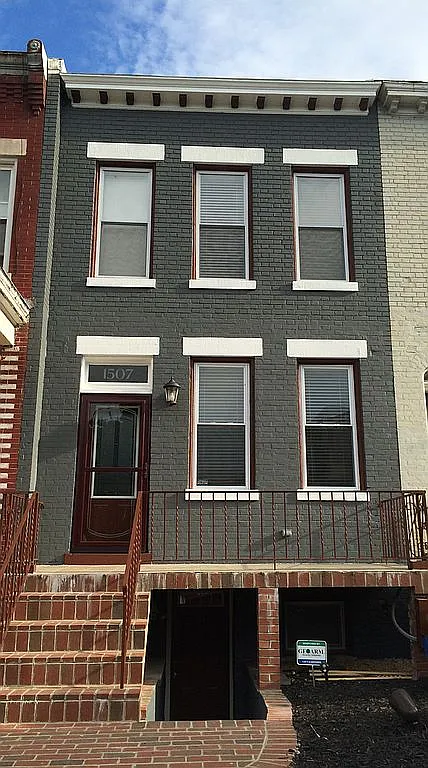 1507 A St SE photo 1