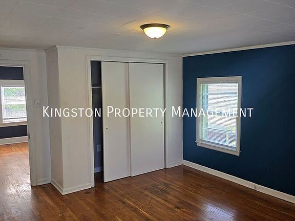 3rd image of 1211 North Limestone APT 1