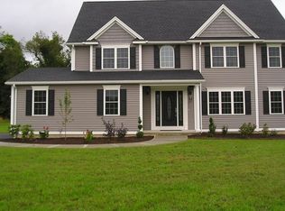 383 Chapin Rd, Hampden, MA 01036