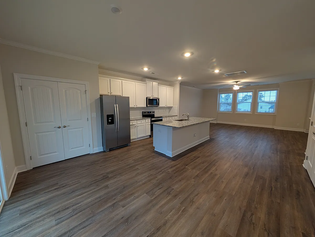 Building Photo - 5124 River Towns Dr