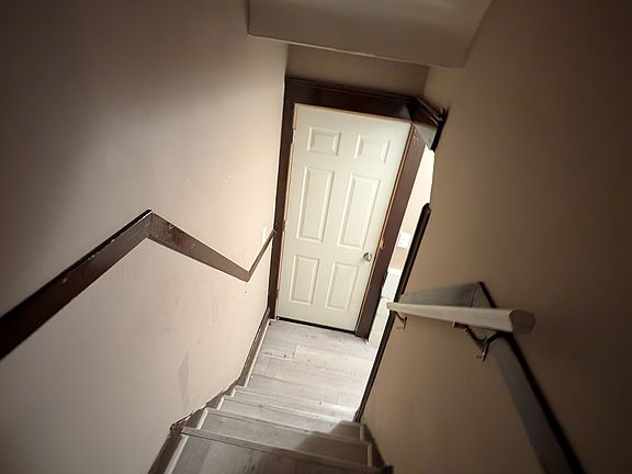 2nd image of 3529 Broadview Rd Unit 2