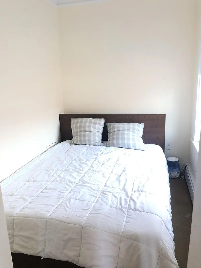 Great 1 Bed in Back Bay for Sept 1, 2026 — Photo 3