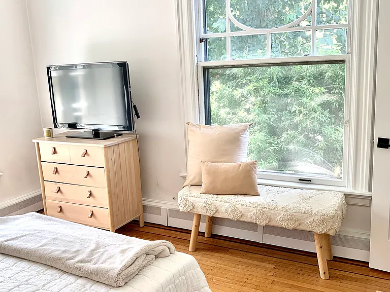 165 Waterman St #3 — Photo 8