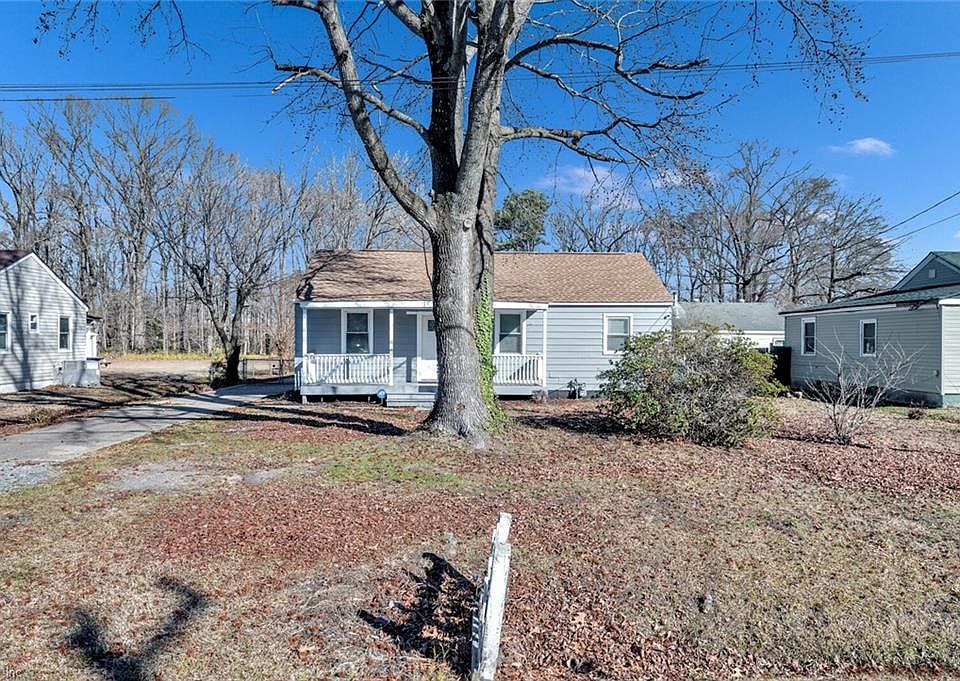 5304 Roanoke Ave Newport News VA 23605 Zillow
