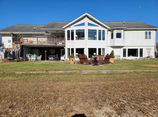 8849 Angola Rd, Holland, OH 43528