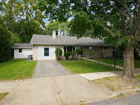 3rd image of 1205 North Blvd