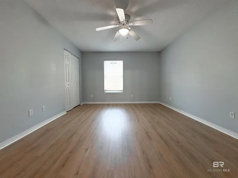 5652 Dee St #A — Photo 20
