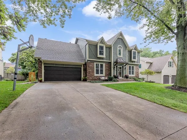 15828 W 136th St, Olathe, KS 66062