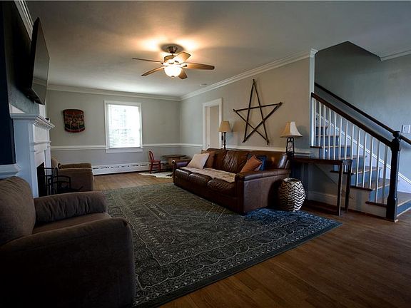 4th image of 24 N Court St