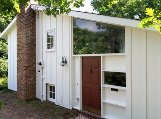 81 Rustic Pl, Staten Island, NY 10308