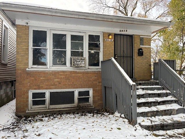 1st image of 6818 S Winchester Ave