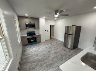 41 Burton St #1, Providence, RI 02904