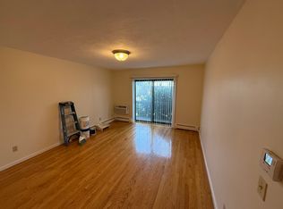 373 Sea St #211, Quincy, MA 02169