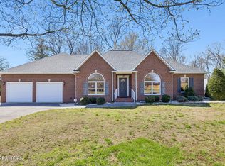 611 Calvin St, Kingston, TN 37763