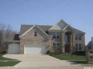 12333 Paddock Cir, Strongsville, OH 44149
