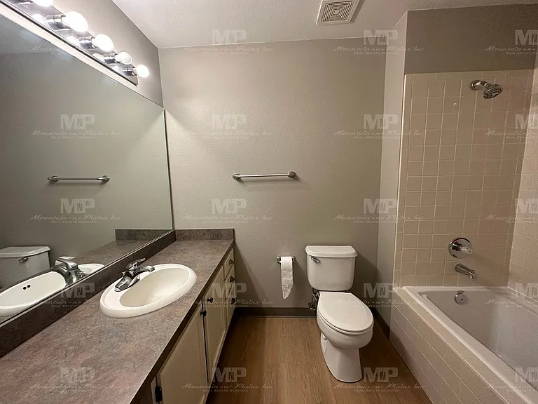 4545 Wheaton Dr #F240 — Photo 10