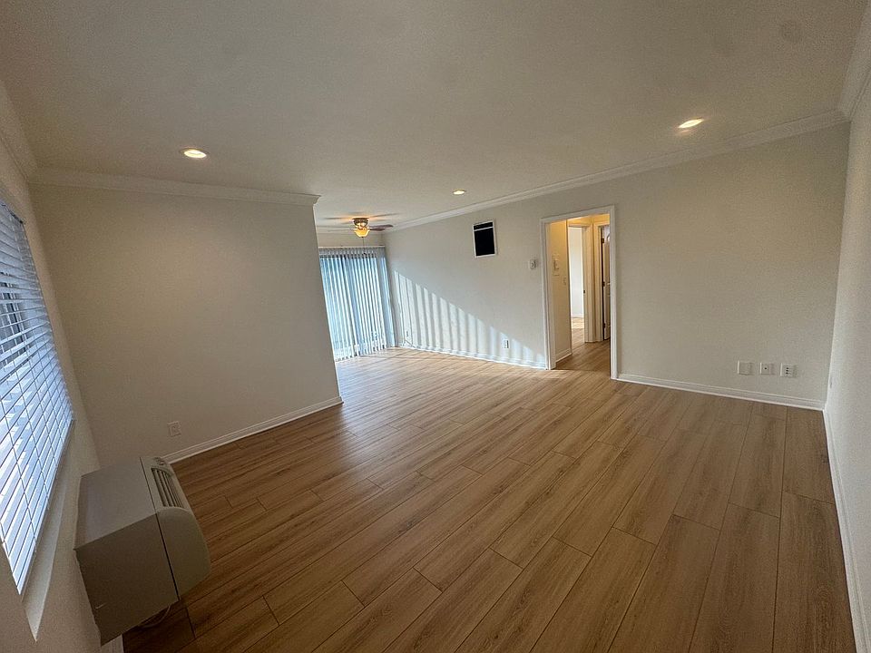 1st image of 3426 Jasmine Ave APT 4