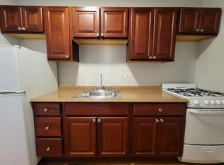 641 W Roscoe St APT W2, Chicago, IL 60657