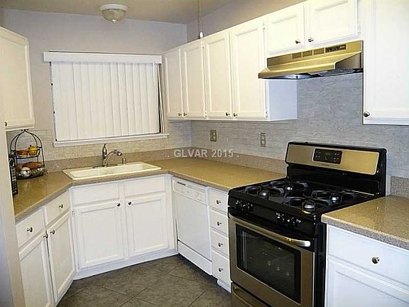 4th image of 6641 Gatehouse Ln