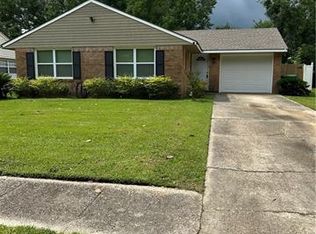 221 Martin Ln, Slidell, LA 70458