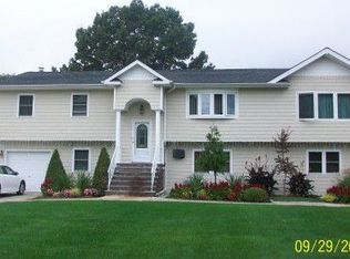 300 Central Ave, Bohemia, NY 11716