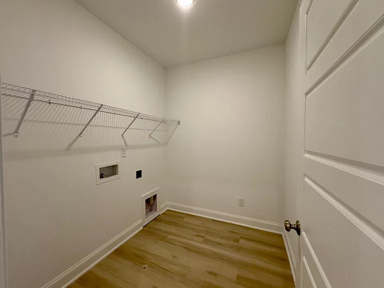 2126 Maggie Valley Dr — Photo 26