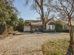 214 N Hampton Rd, Dallas, TX 75208
