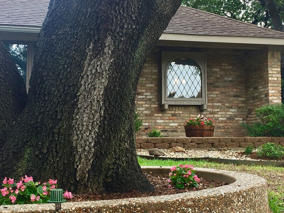 2nd image of 13108 Halwin Cir