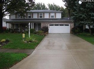 20783 Sandalwood Ln, Strongsville, OH