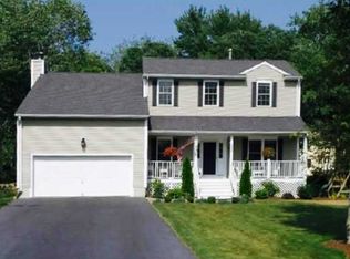 488 Westmoreland Ln, Saunderstown, RI 02874