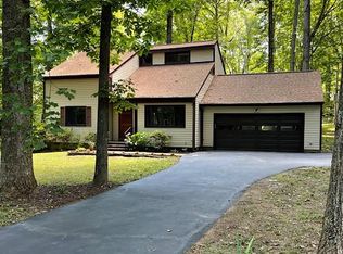 1503 Lakeview Pkwy, Locust Grove, VA 22508