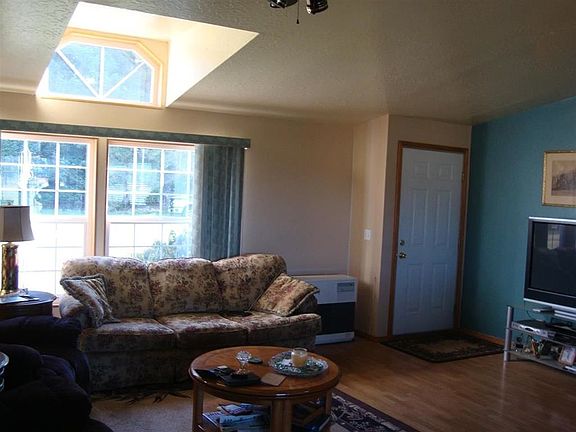 4th image of 260 Bolen Ln
