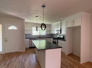 5506 S 32nd Ave W, Tulsa, OK 74107