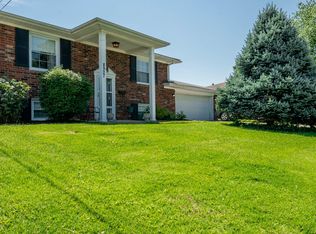 8907 Cottingham Way, Louisville, KY